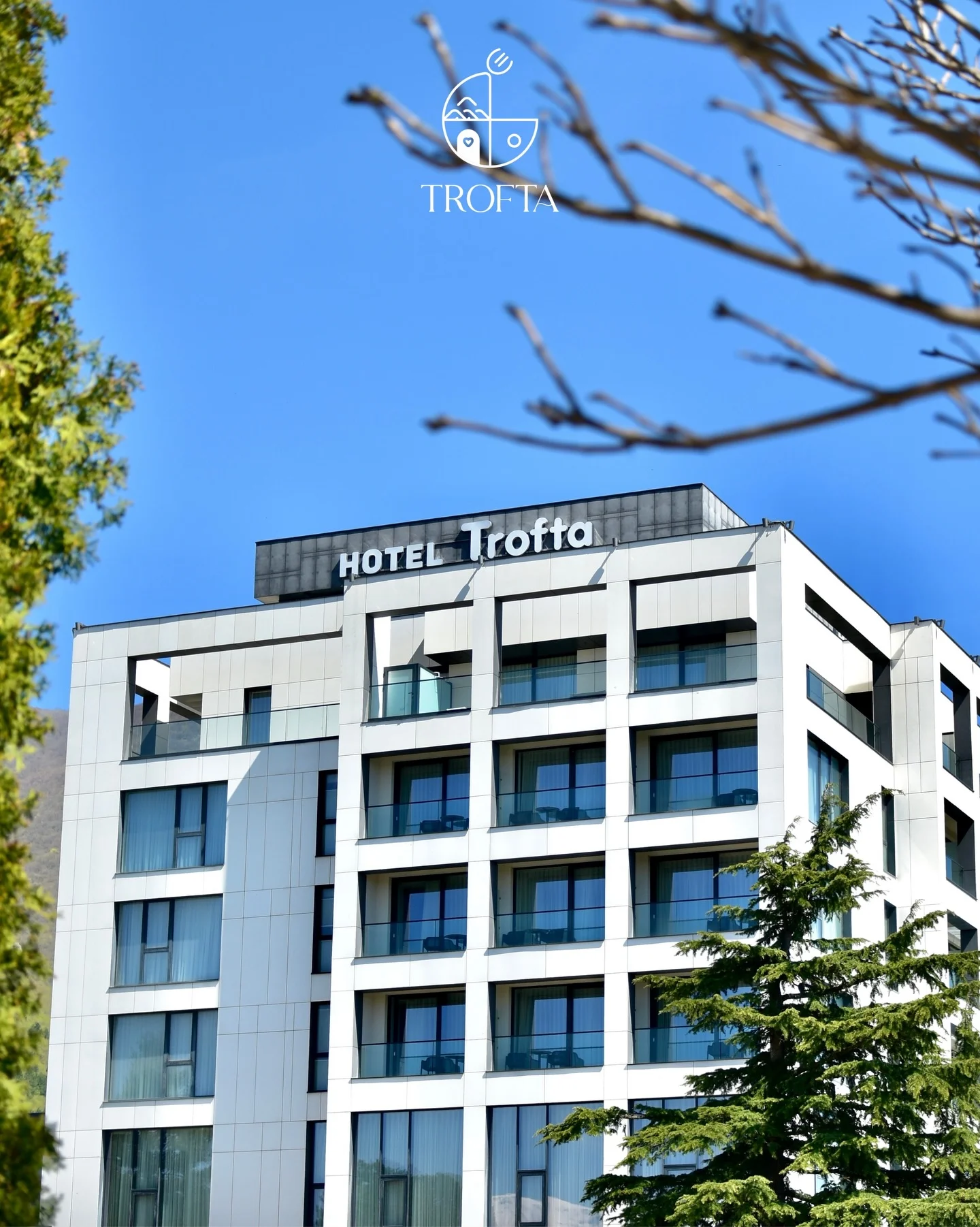 Hotel Trofta – Sallë Dasmash Luksoze