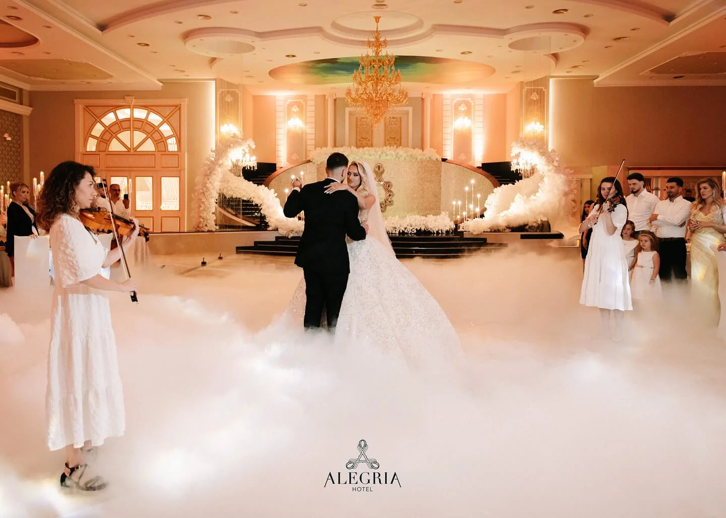 Alegria Hotel & Restaurant